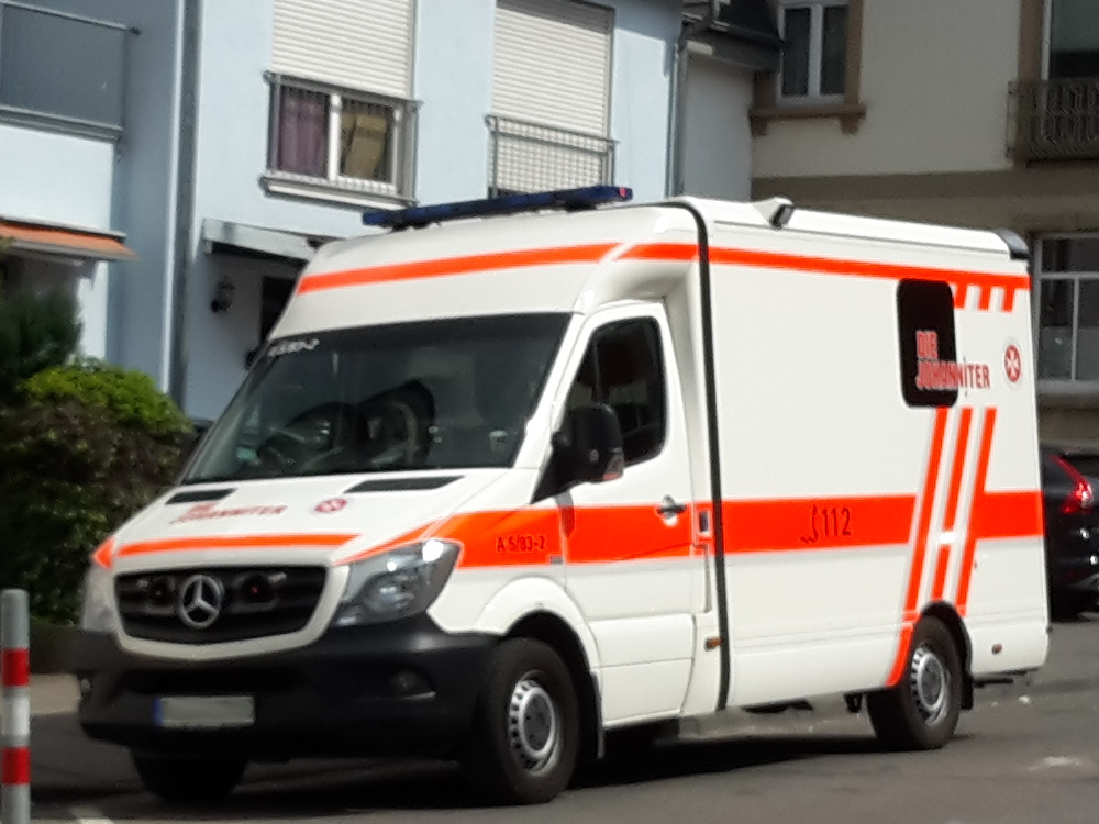 Mercedes Benz Sprinter Die Johanniter