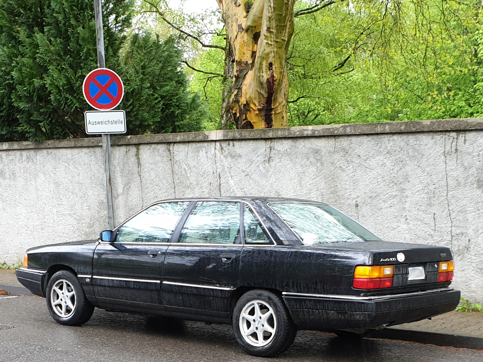 Audi 100 C3