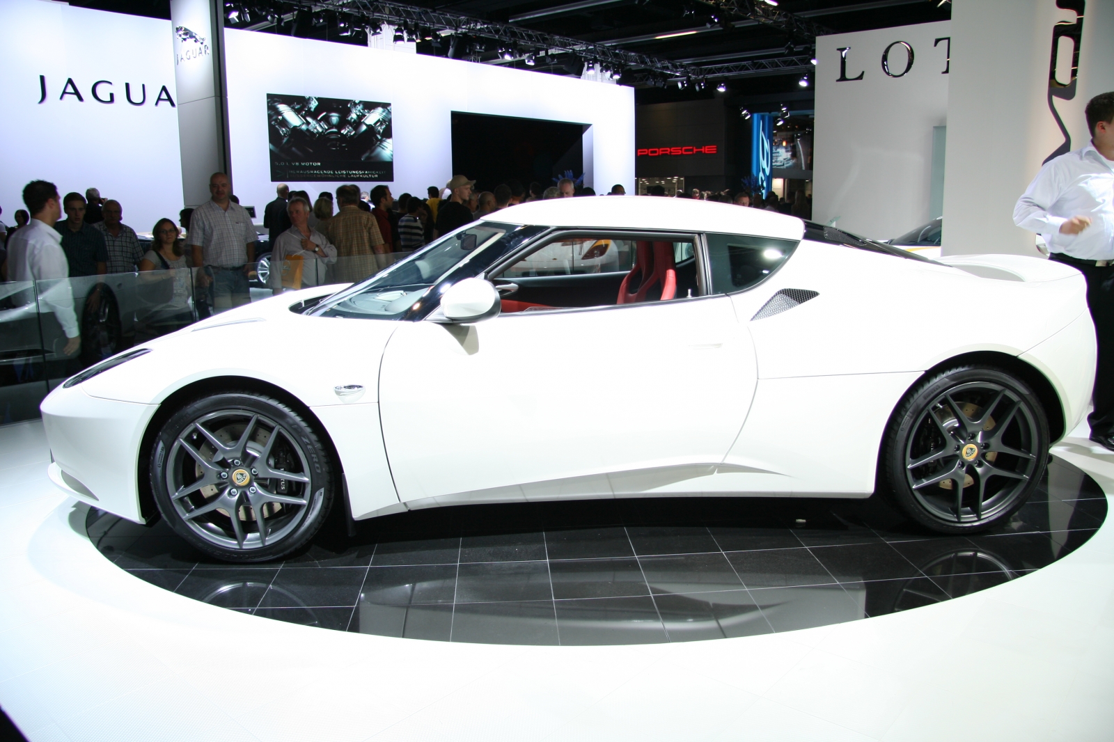 Lotus Evora