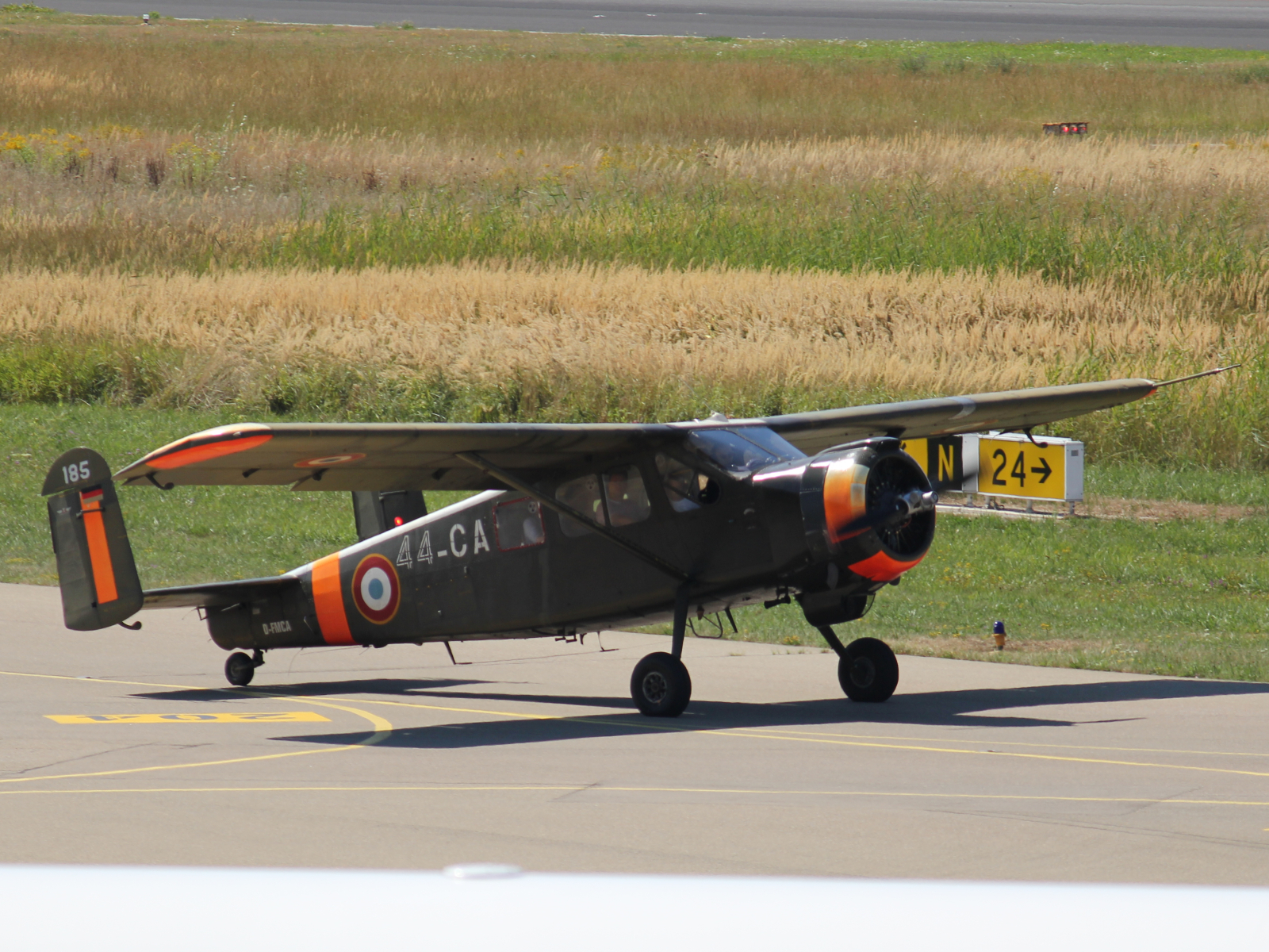 Max Holste MH1521 Broussard