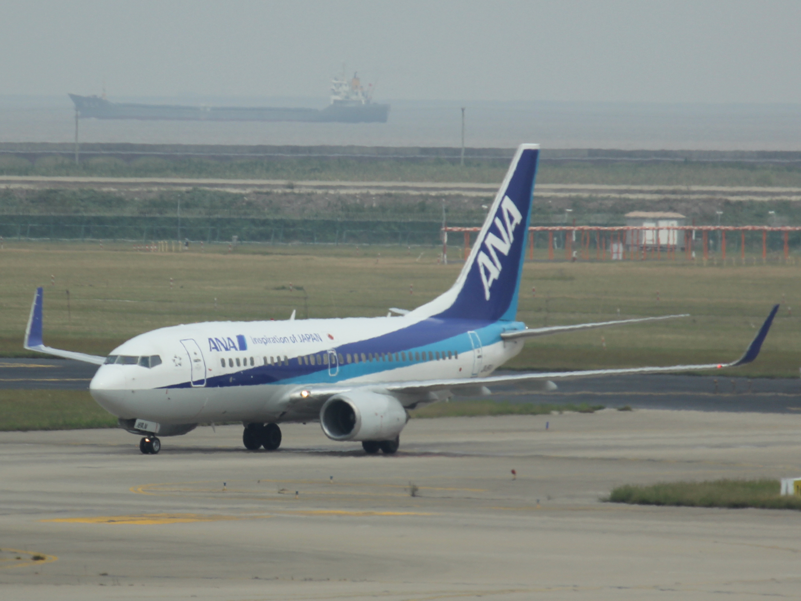 Boeing 737 von ANA