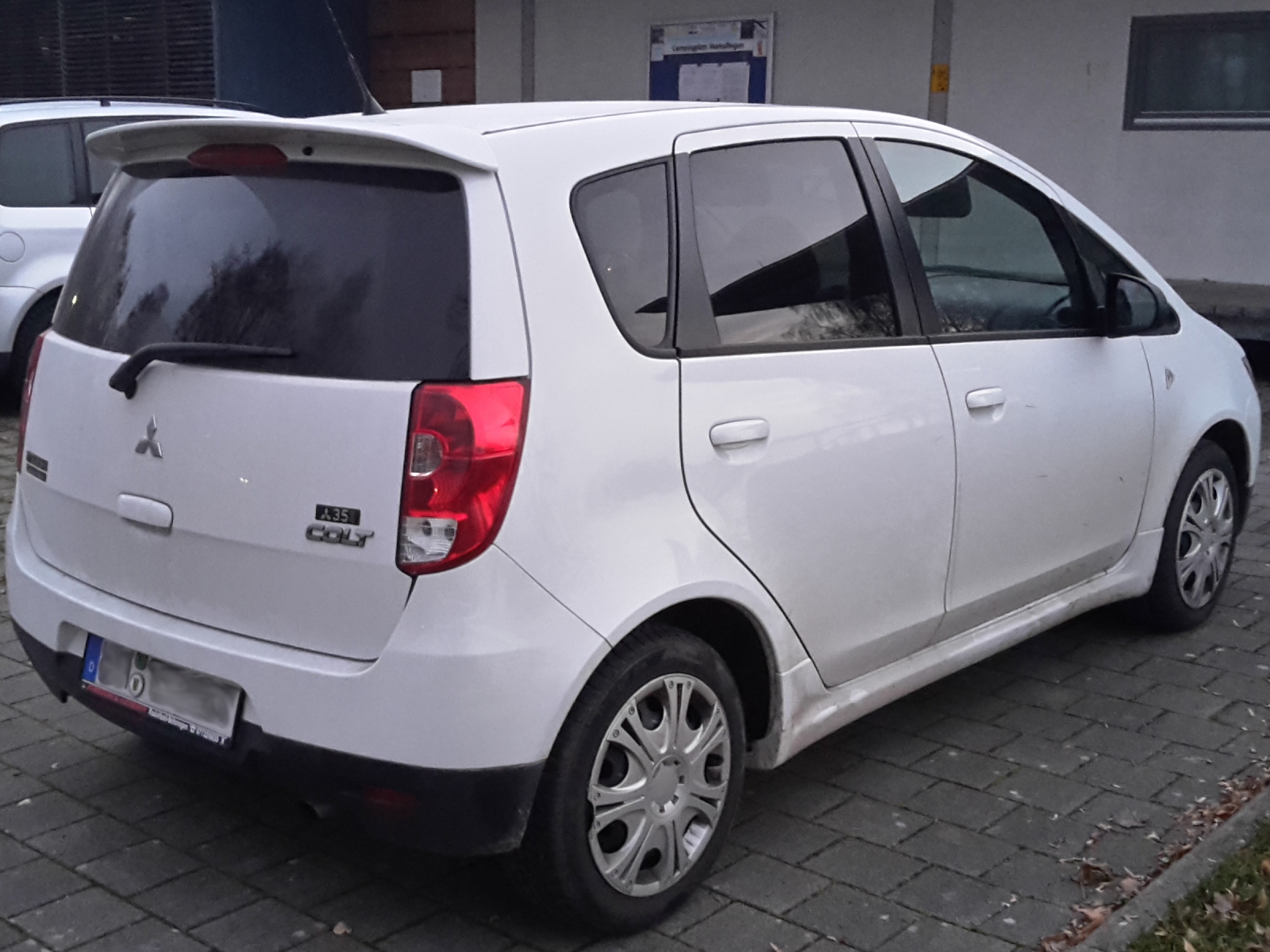 Mitsubishi Colt Z30
