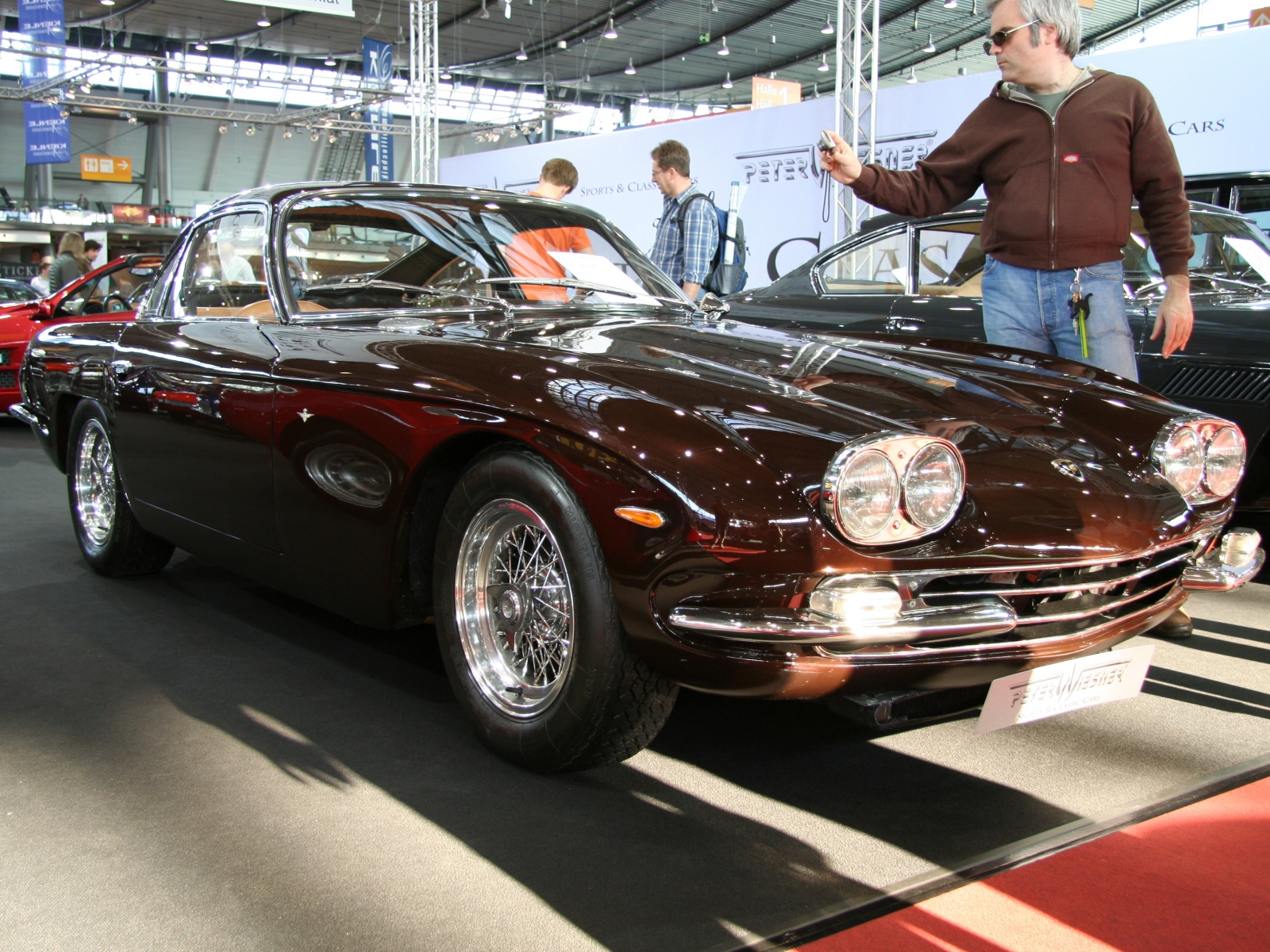 Lamborghini 400 GT 2+2