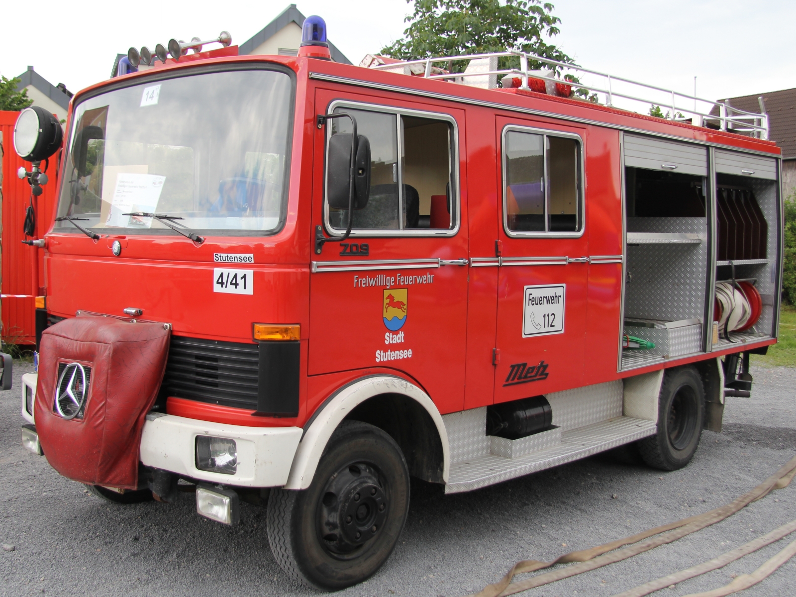 Mercedes Benz LP 708 Feuerwehr mit Aufbau von Metz