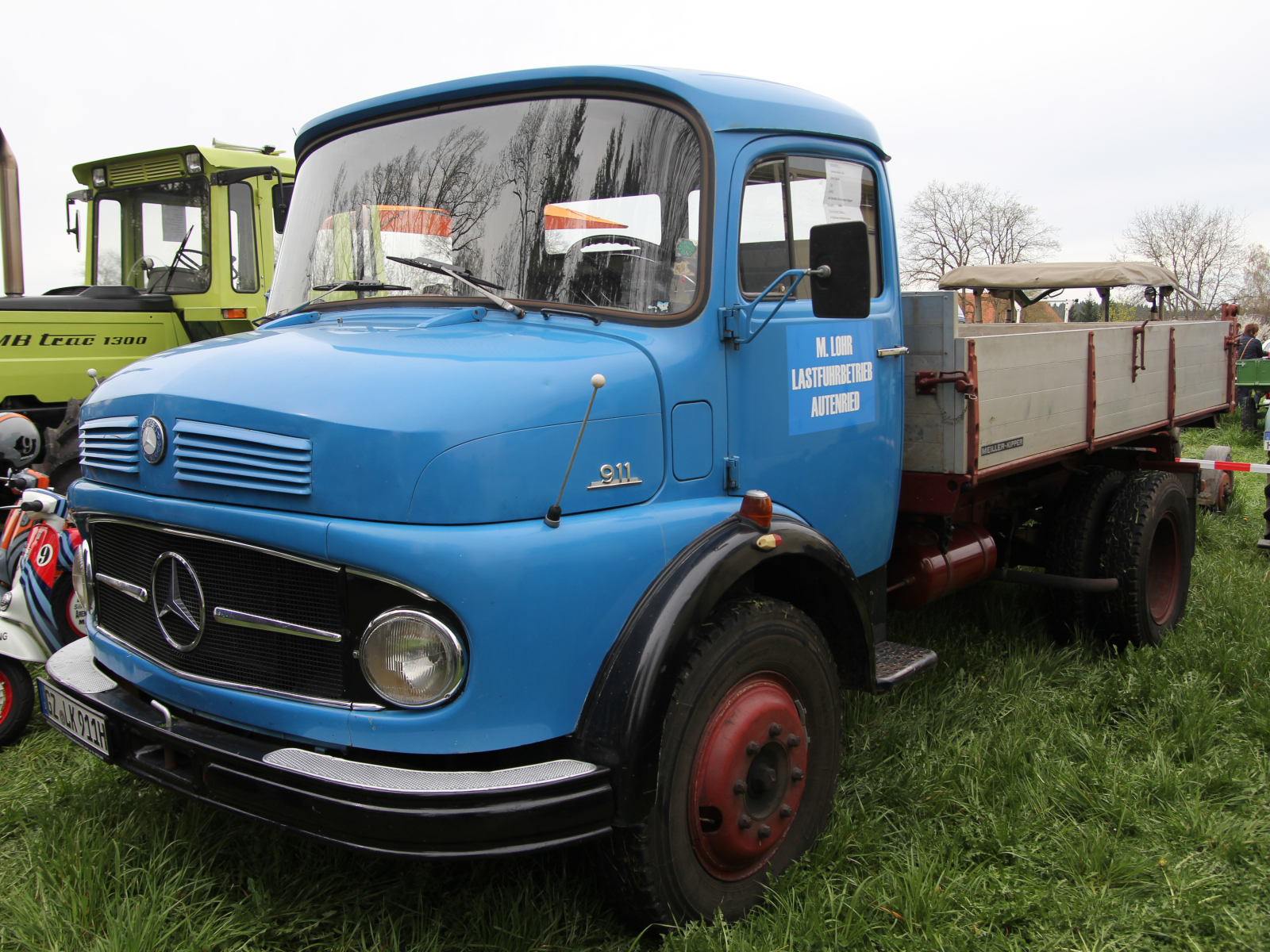 Mercedes Benz LK 911