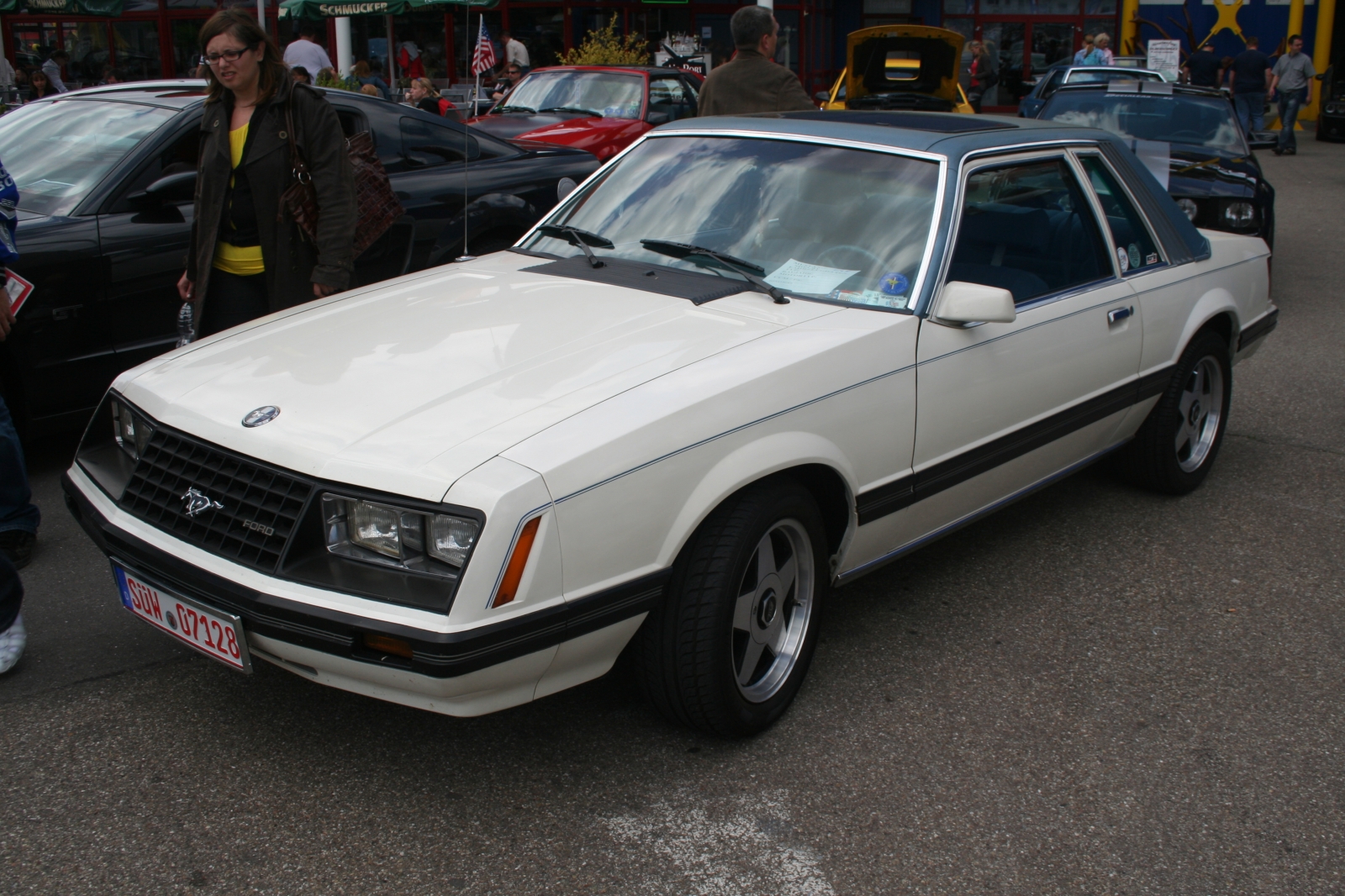 Ford Mustang Ghia