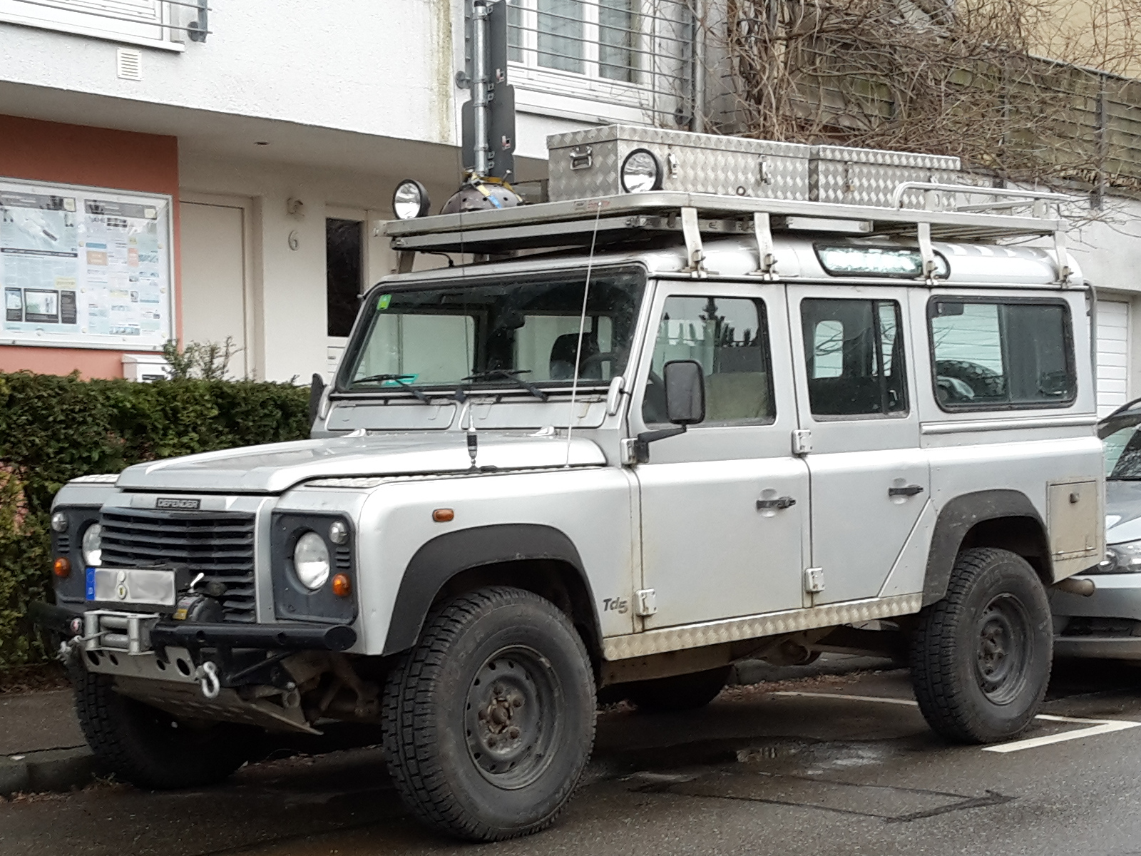 Land Rover Defender