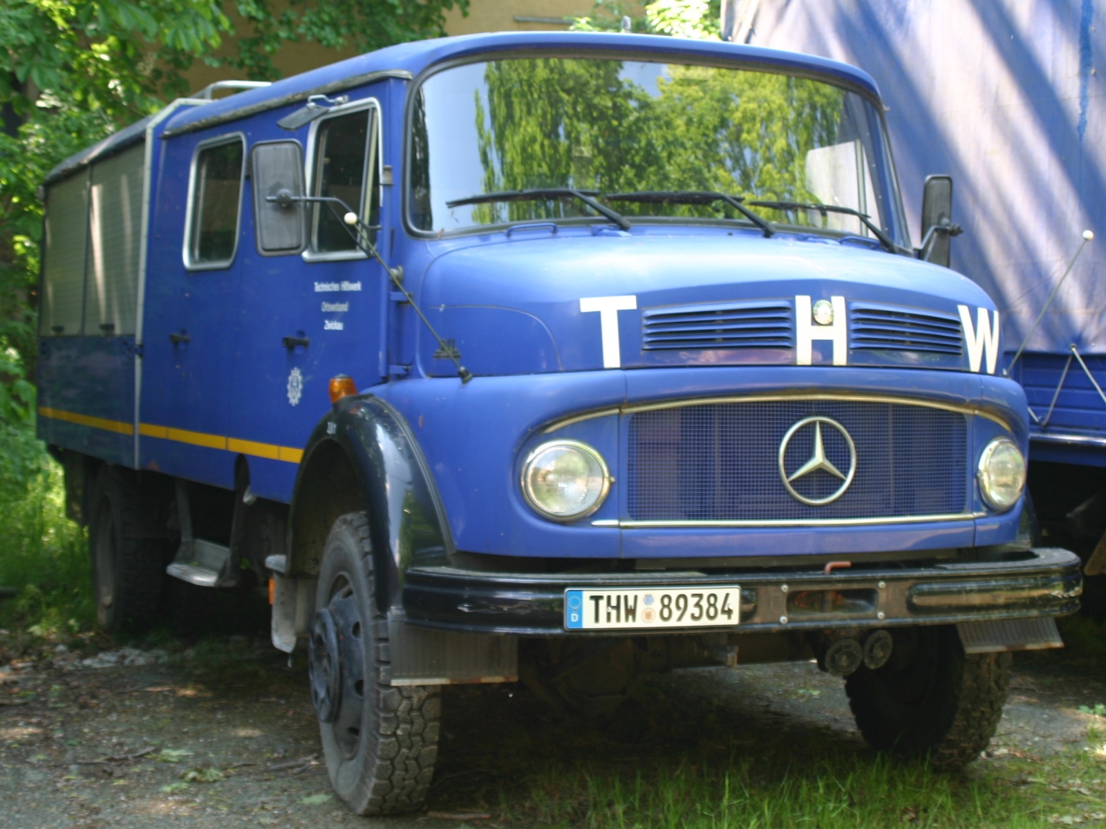 Mercedes Benz THW