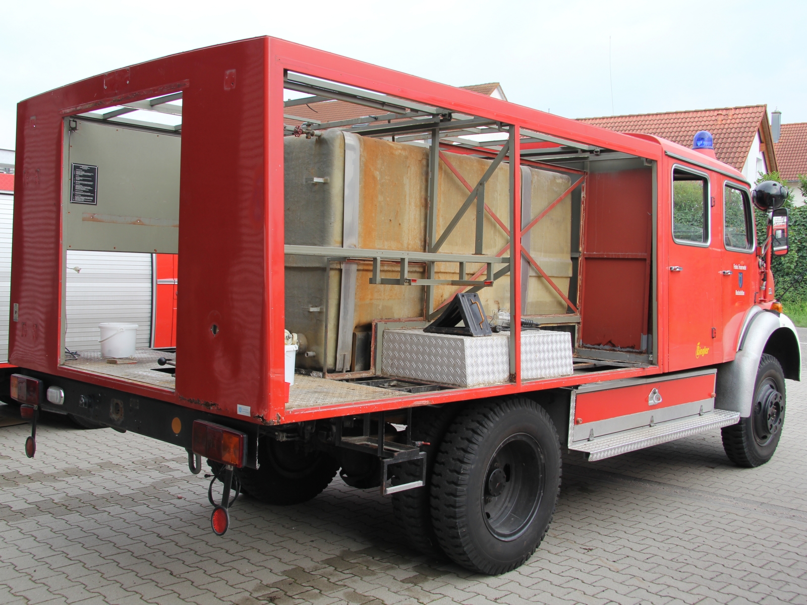 Mercedes Benz 1113 Feuerwehr mit Aufbau von Ziegler