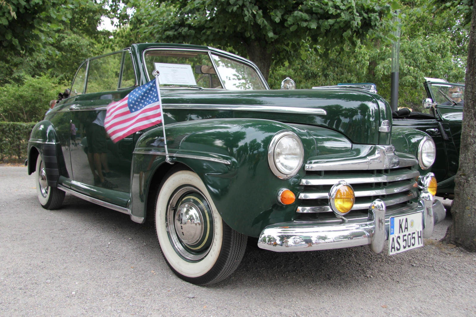 Ford V8 Super De Luxe Cabriolet