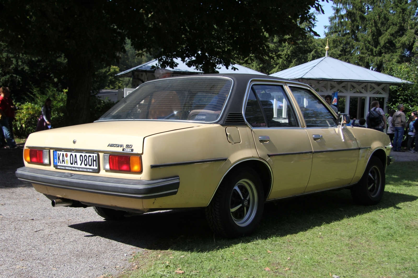 Opel Ascona B 2,0 - Bildersammlung von Christof Rezbach