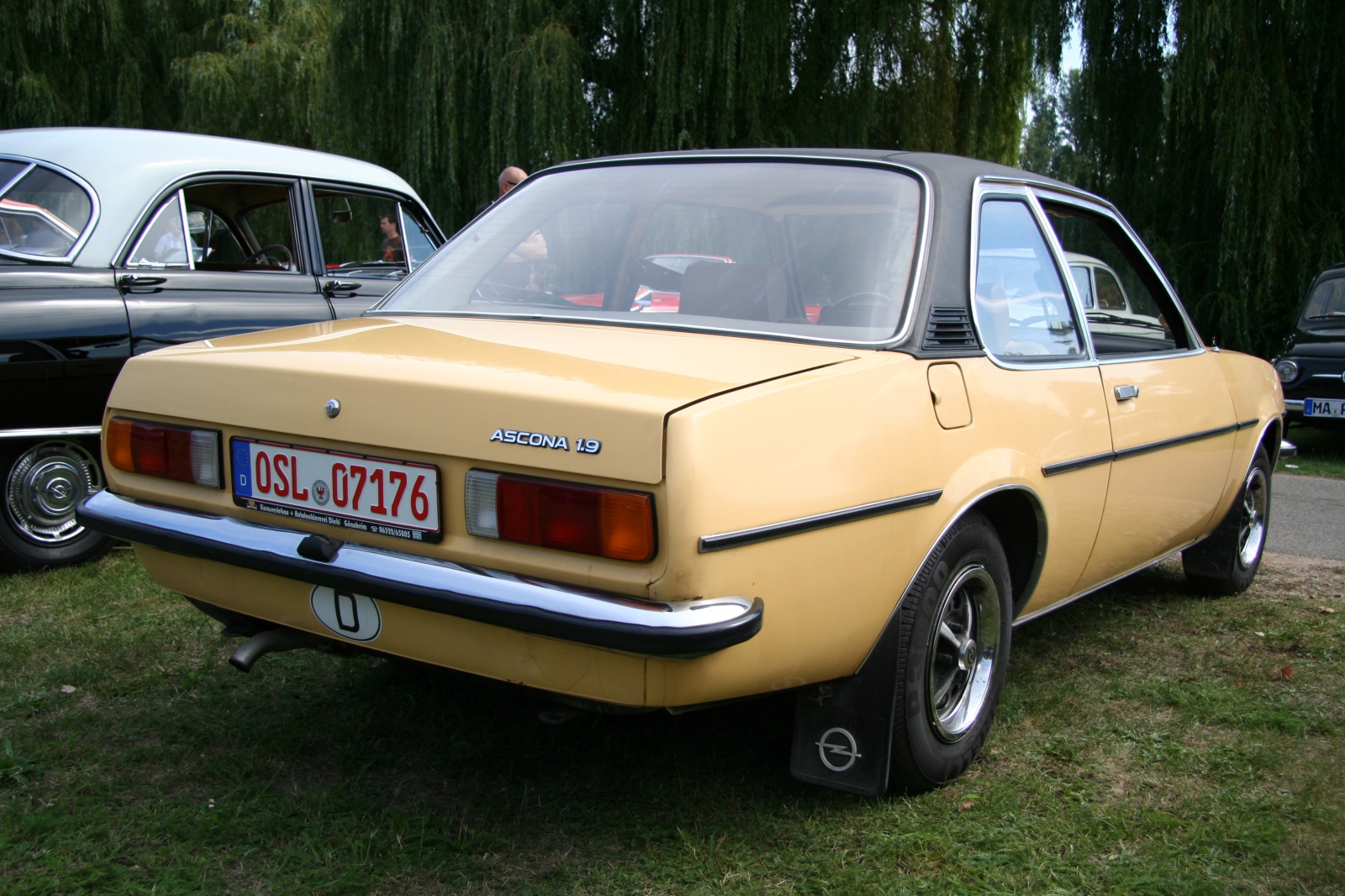 Opel Ascona B 1,9 - Bildersammlung von Christof Rezbach