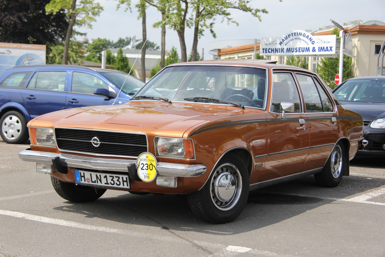 Opel Rekord D 1900 - Bildersammlung von Christof Rezbach