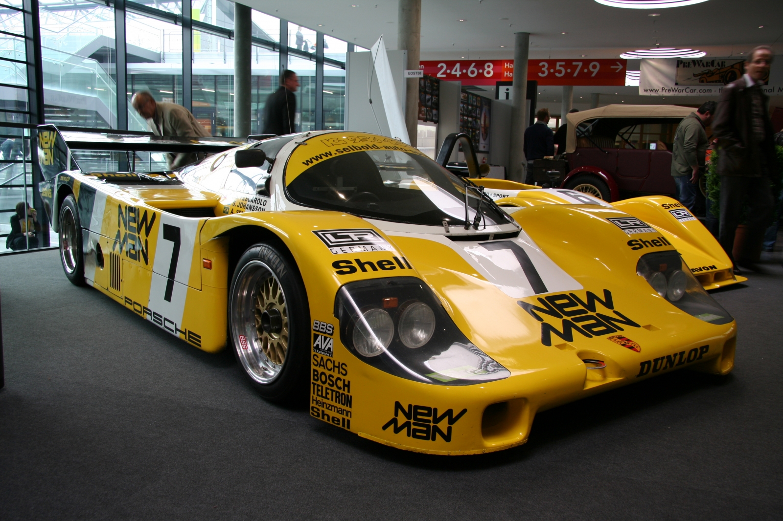 Porsche 956