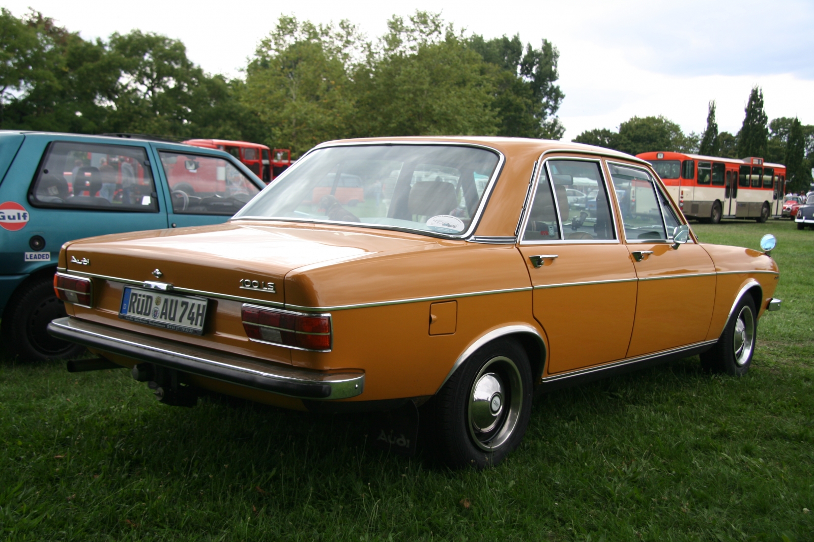 Audi 100 C1 LS