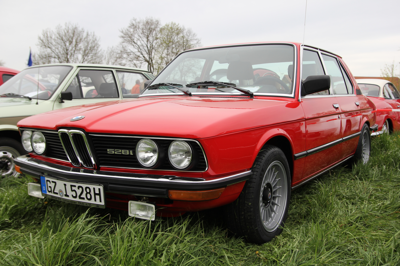 BMW 528 i E12