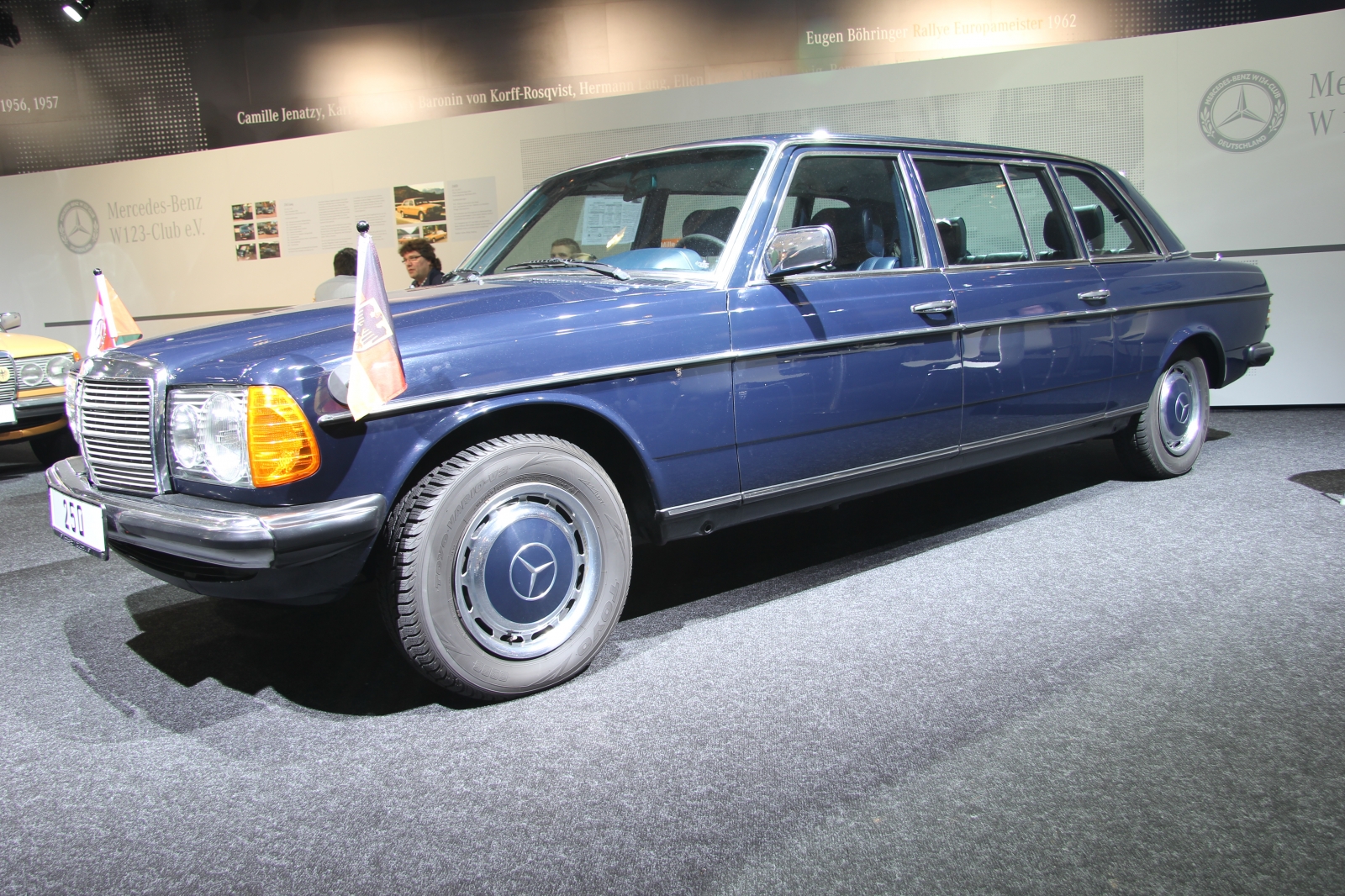 Mercedes Benz 250 V 123