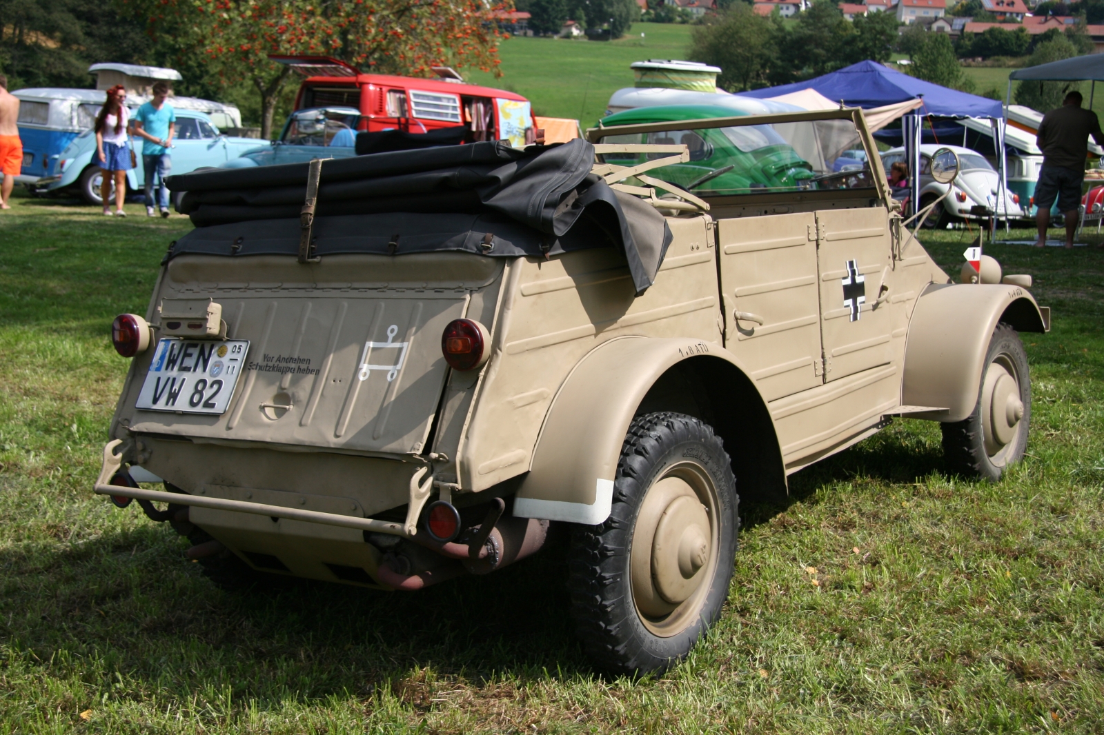 VW Typ 82