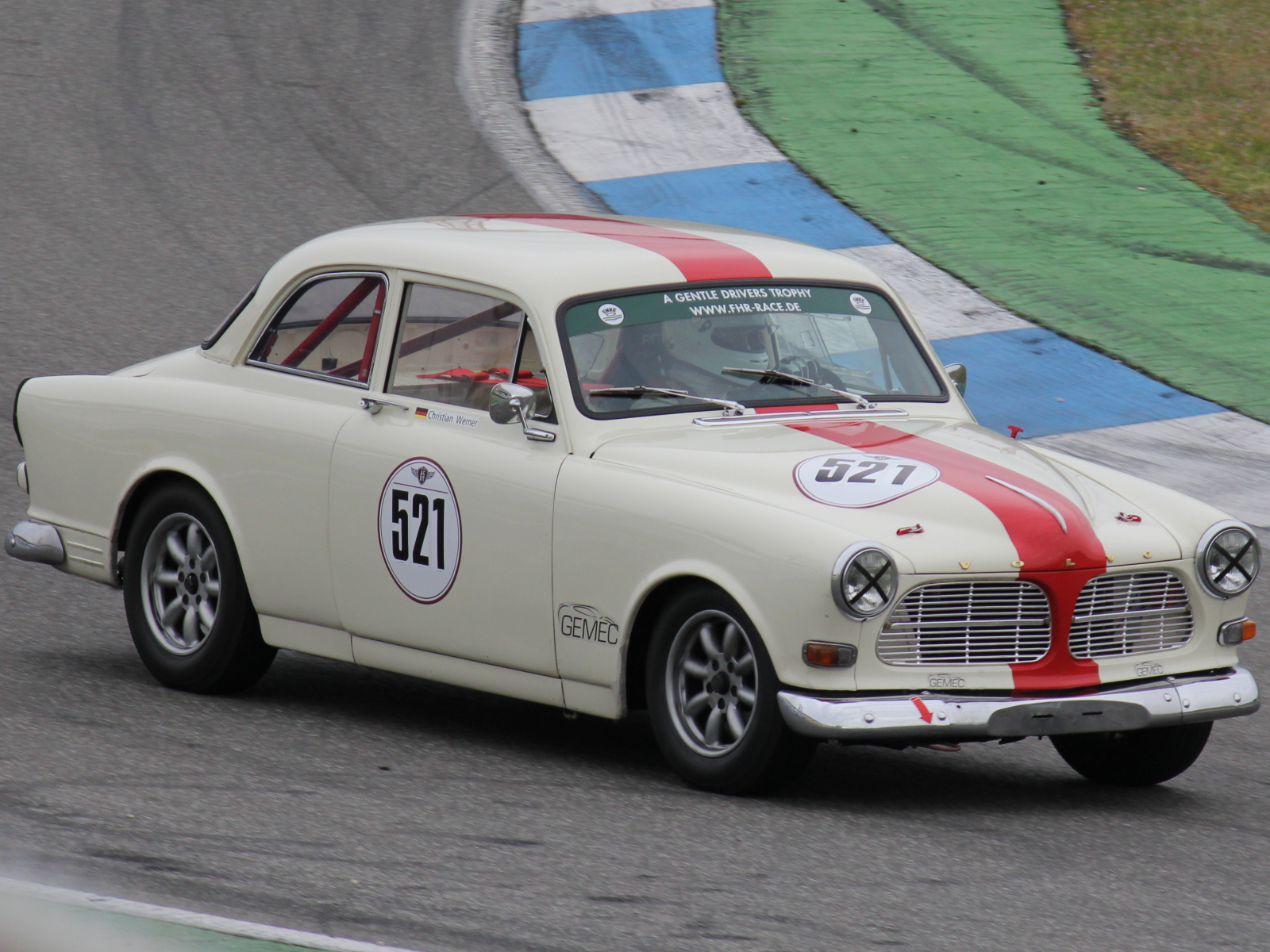Volvo P 120