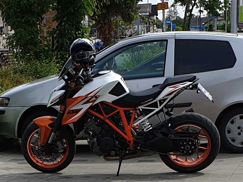 KTM