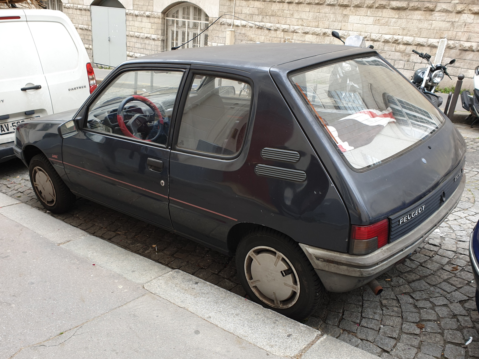 Peugeot 205 Look