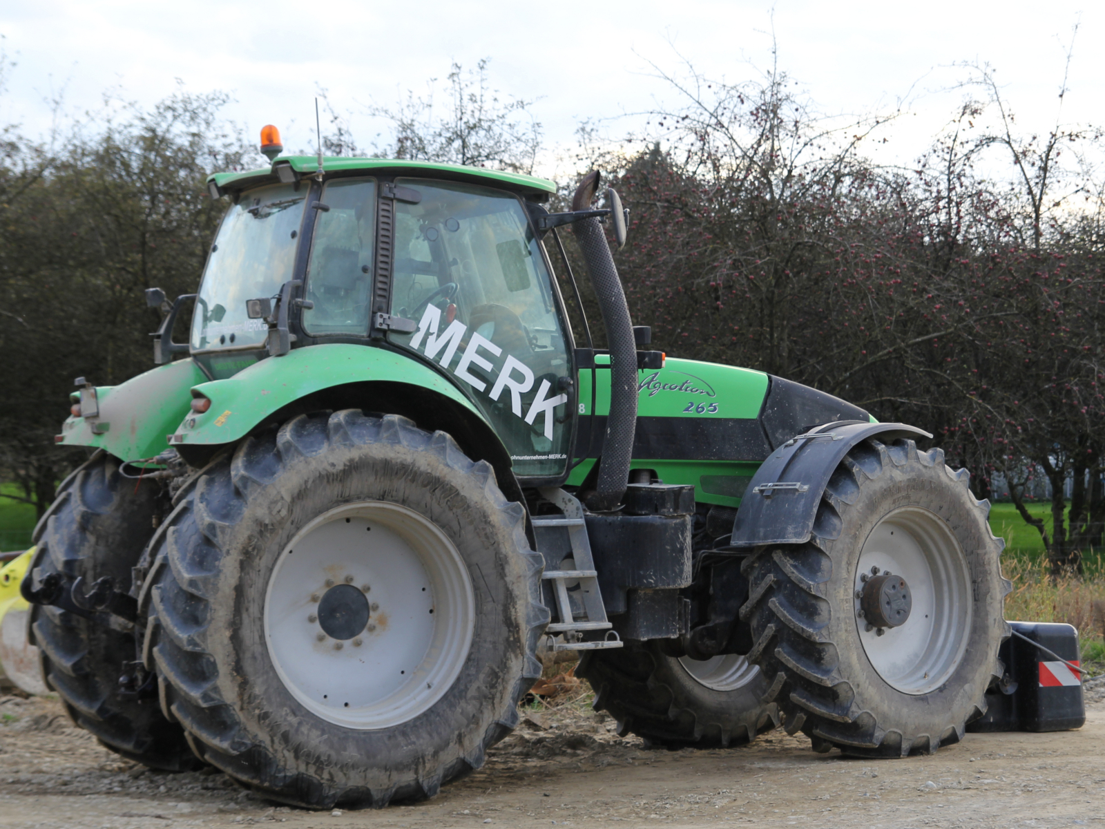 Deutz Agrotron 265