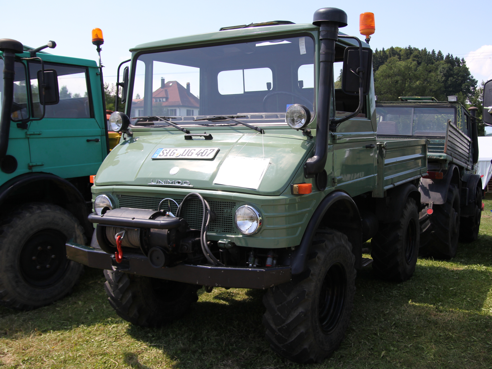 Unimog U 407