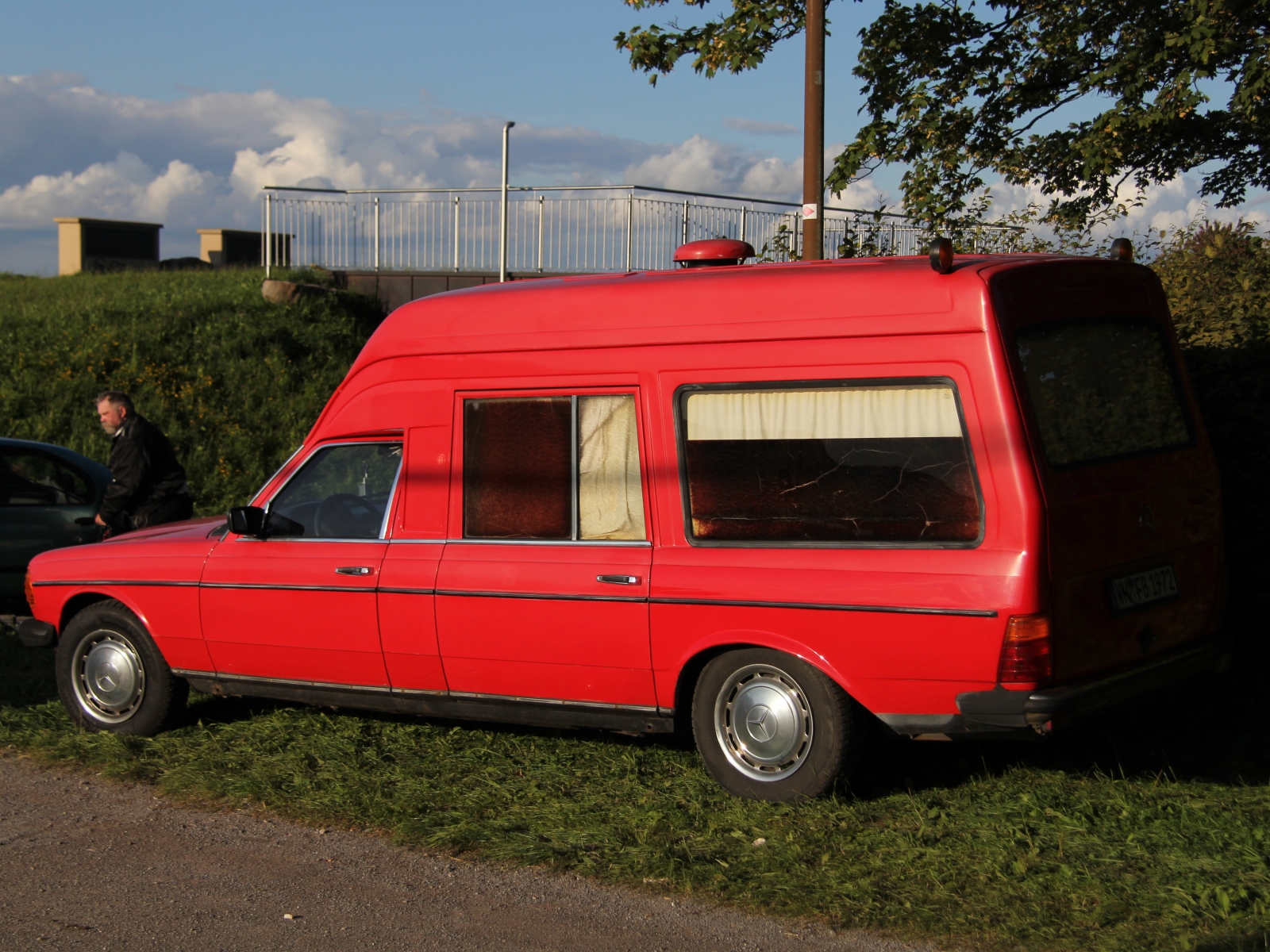 Mercedes Benz W123 Hoch-Lang