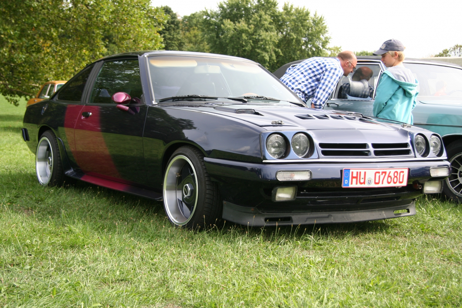 Opel Manta B i240