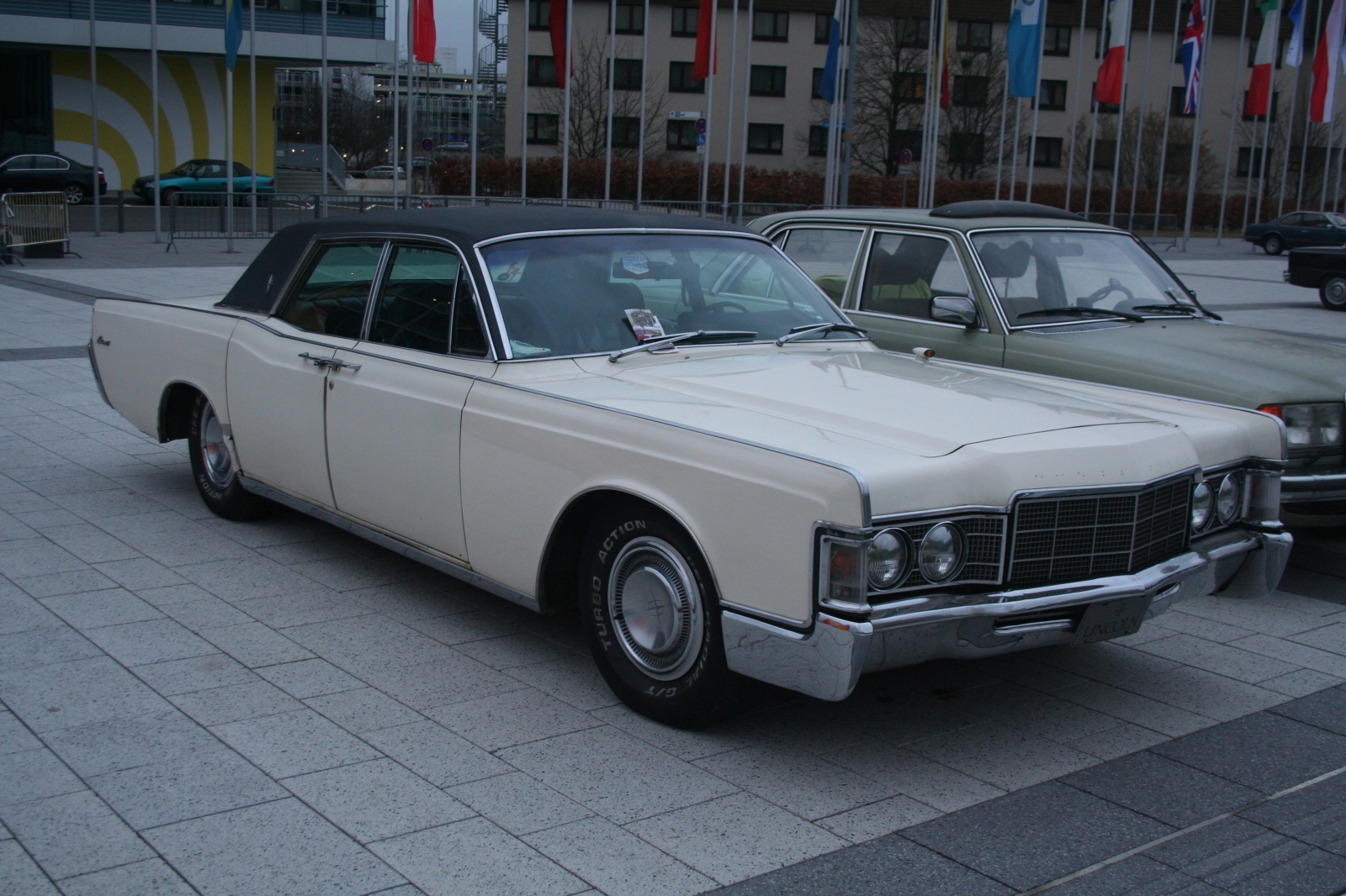 Lincoln Continental