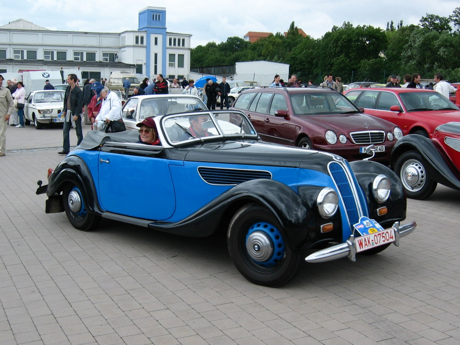BMW 327 Cabriolet
