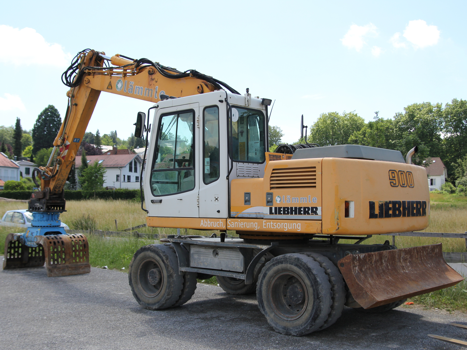 Liebherr 900