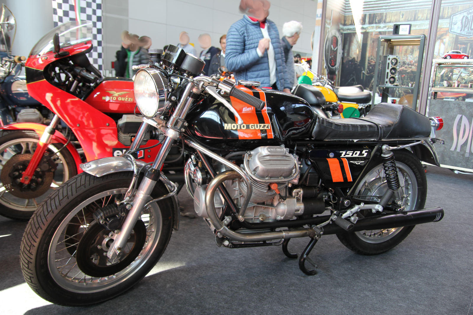 Moto Guzzi 750 S