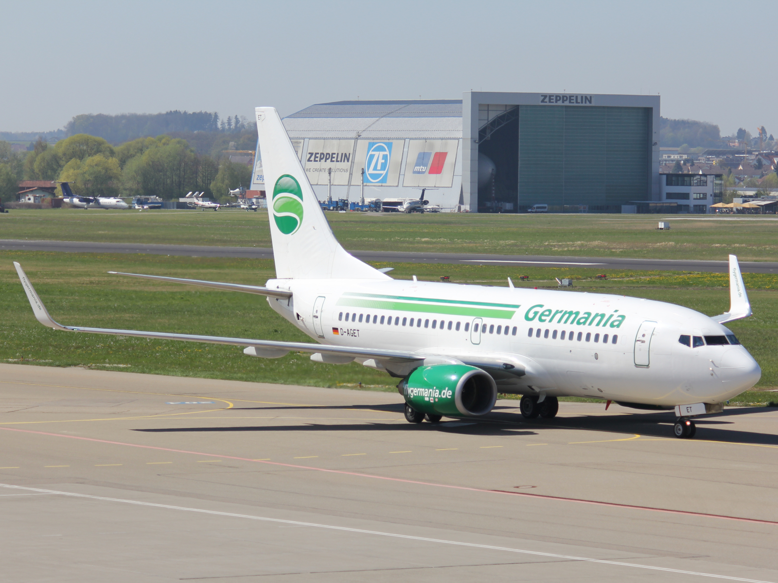 Boeing 737 75B Germania