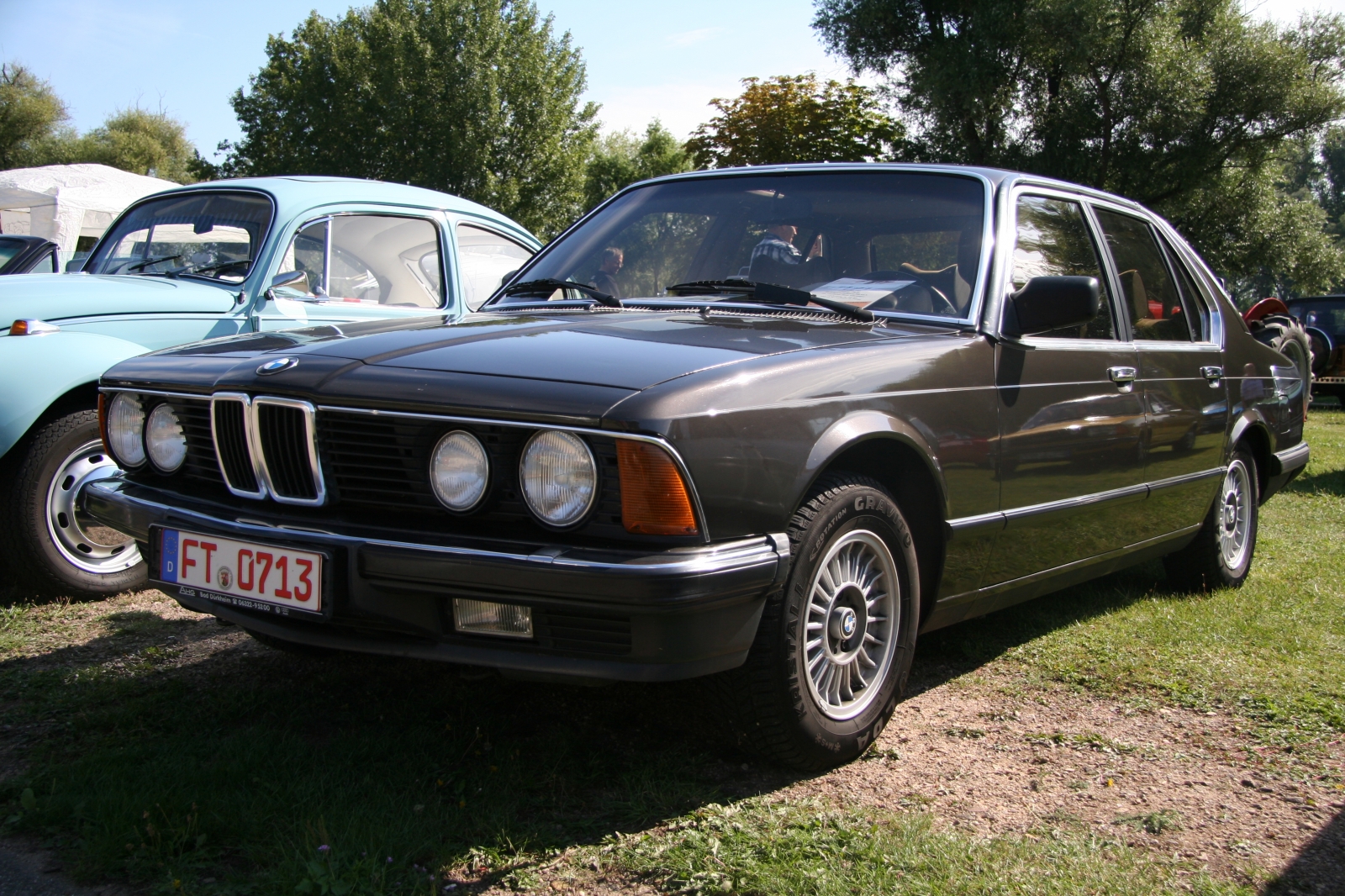 BMW 732 i E23