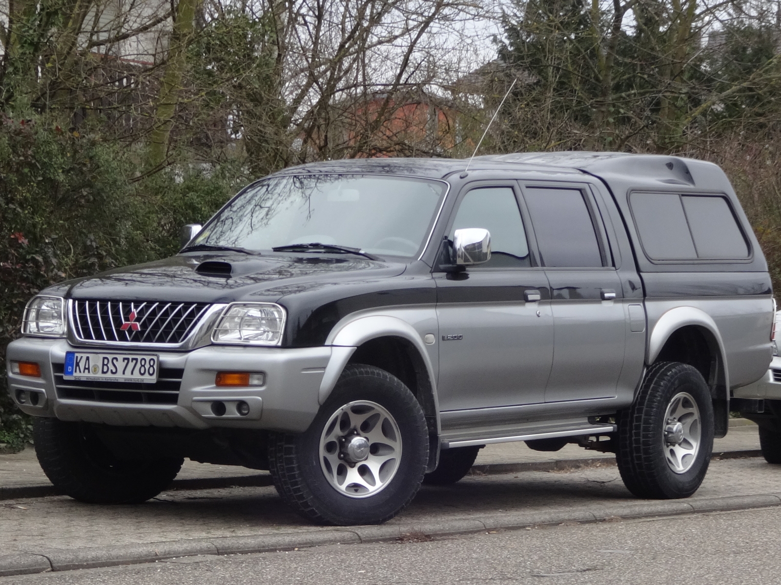 Mitsubishi L 200