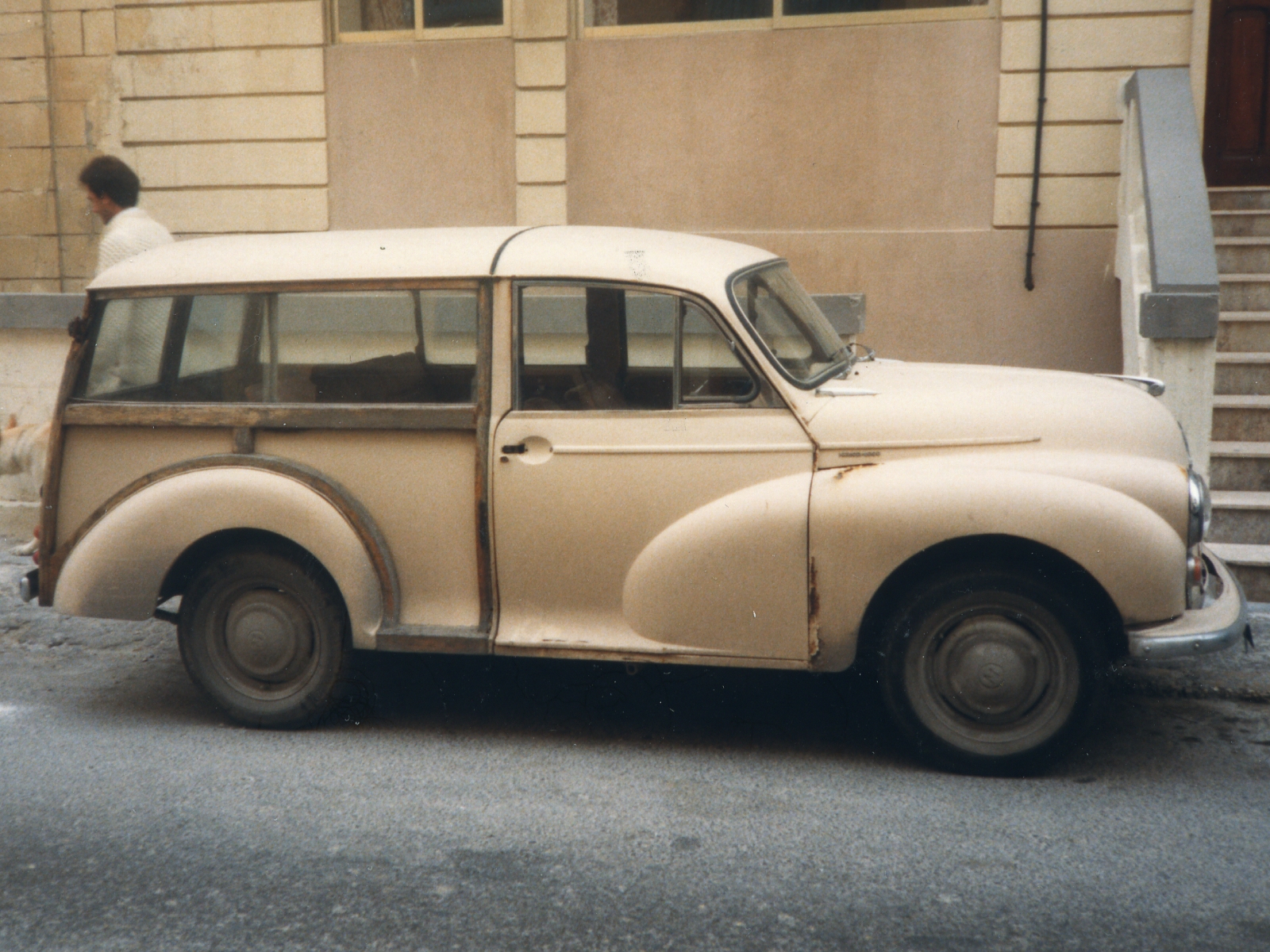 Morris Minor Traveller