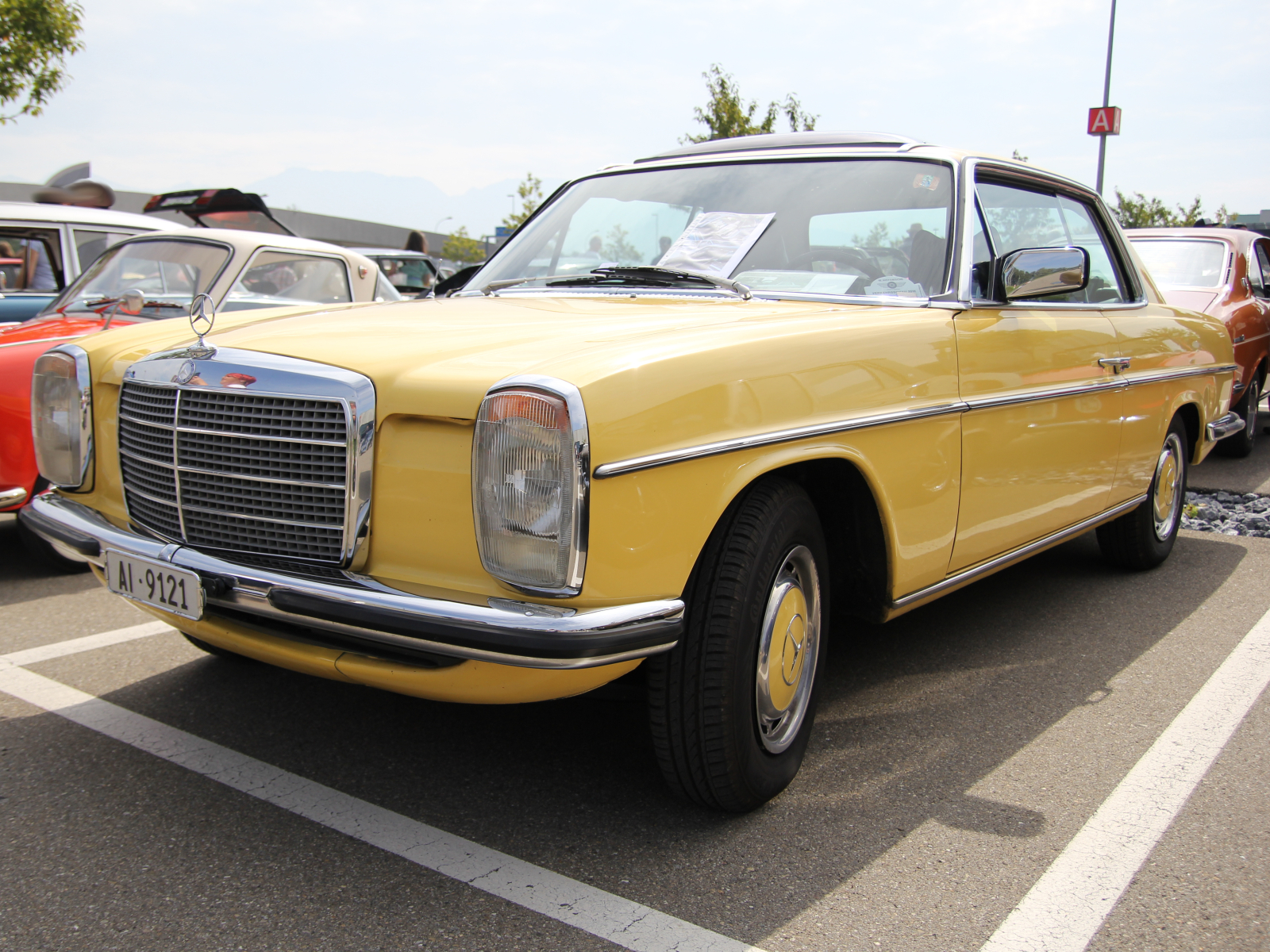 Mercedes Benz 250 C W 114
