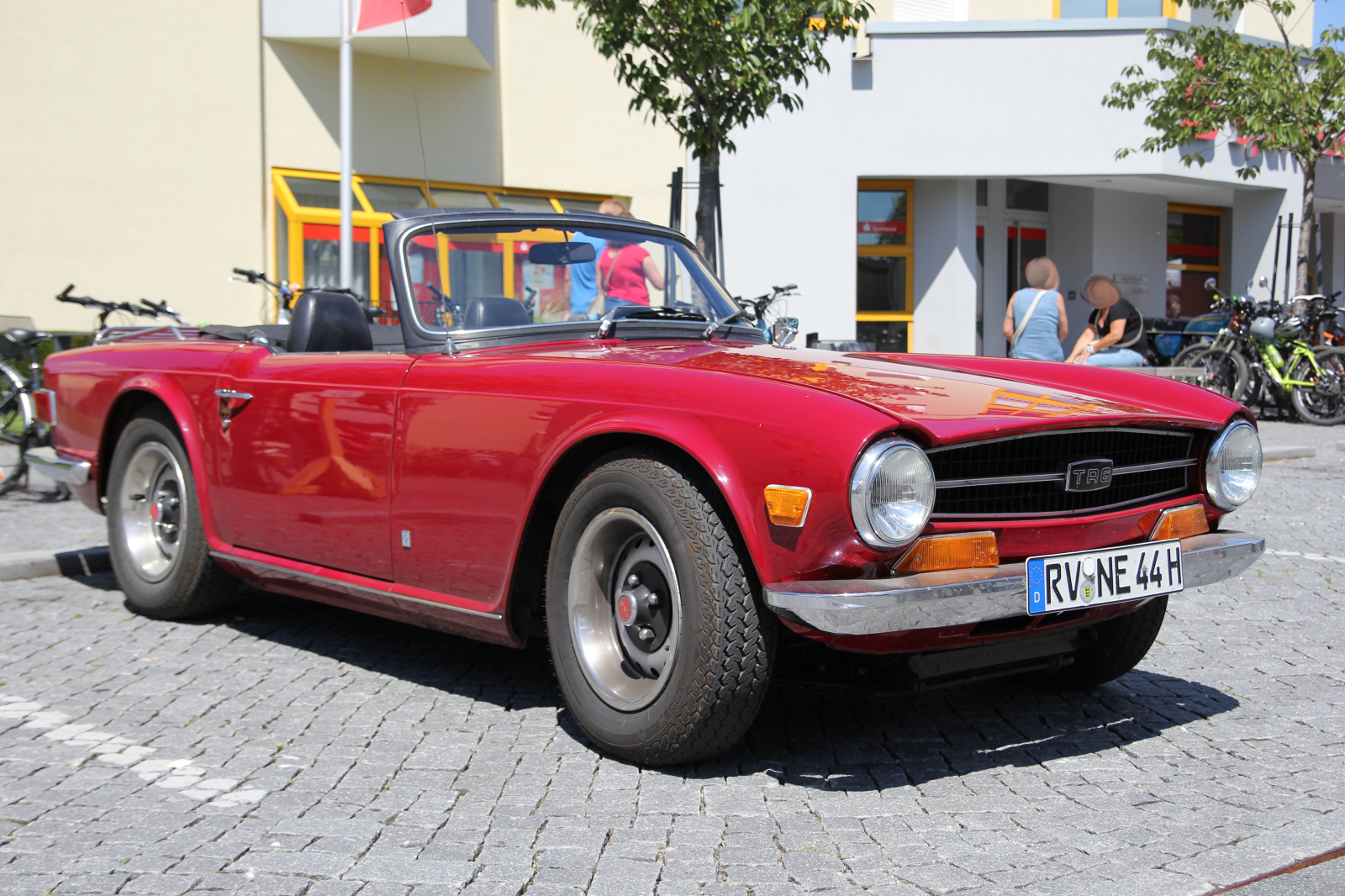 Triumph TR 6