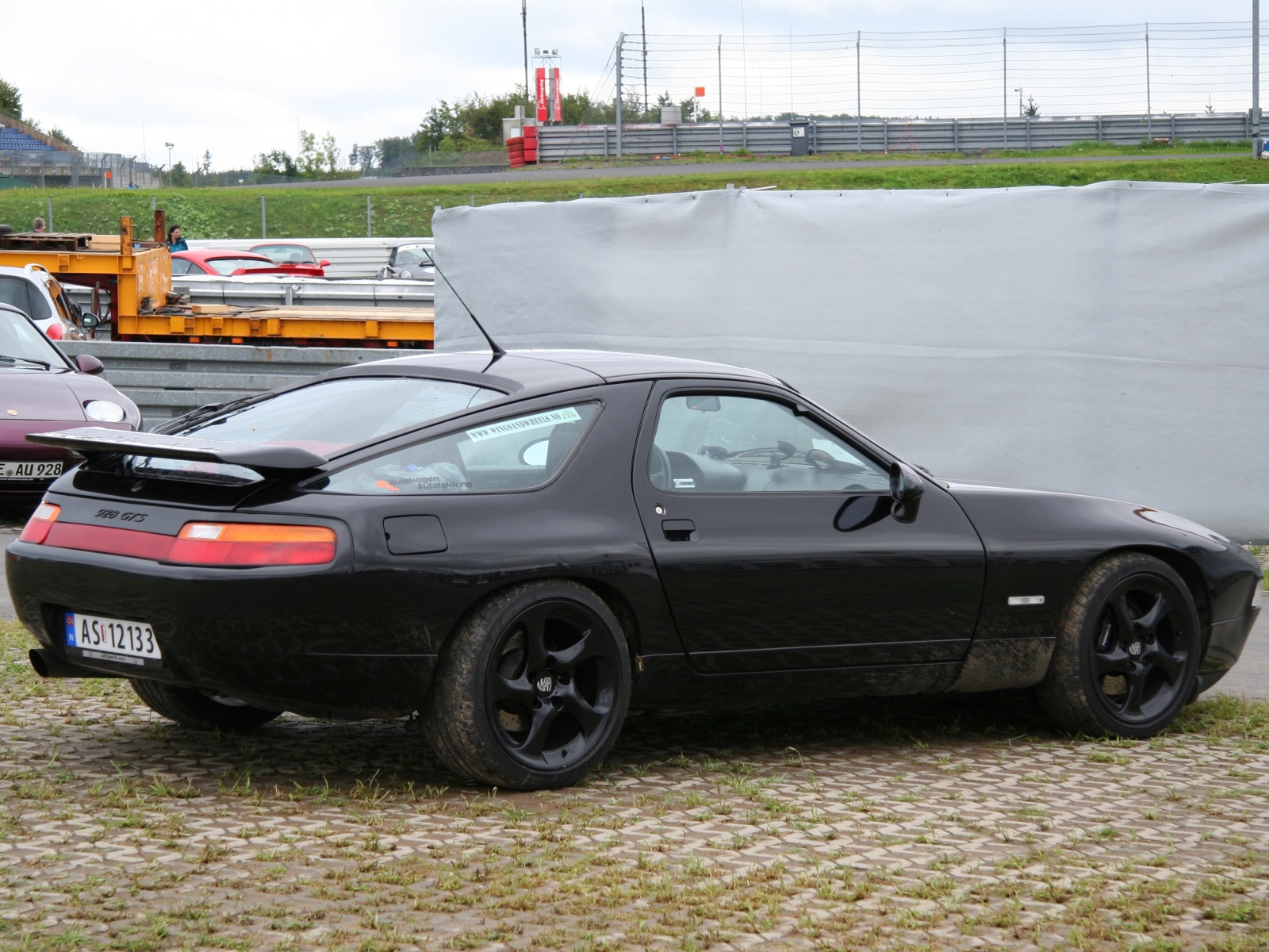 Porsche 928 GTS