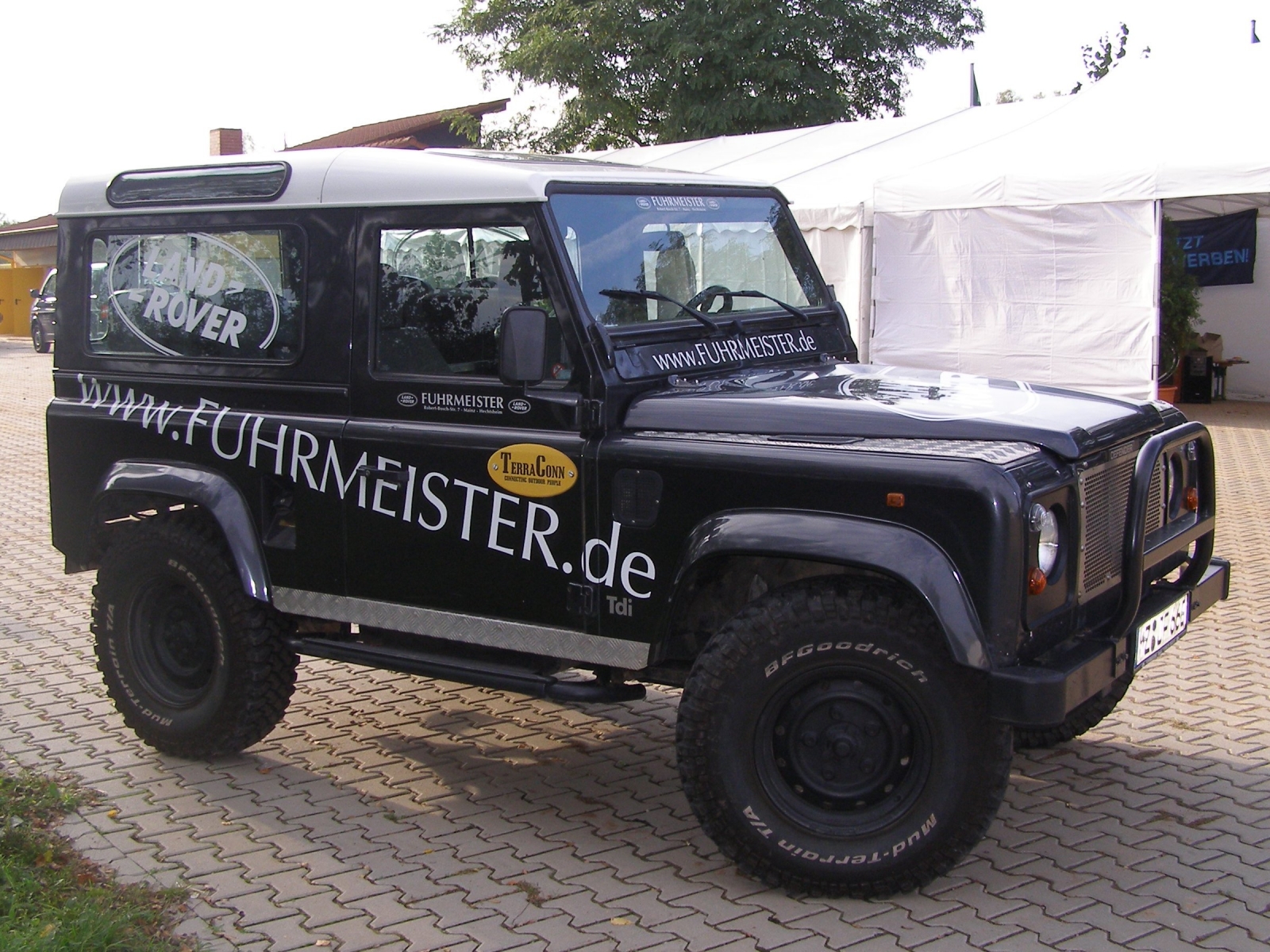 Land Rover Defender