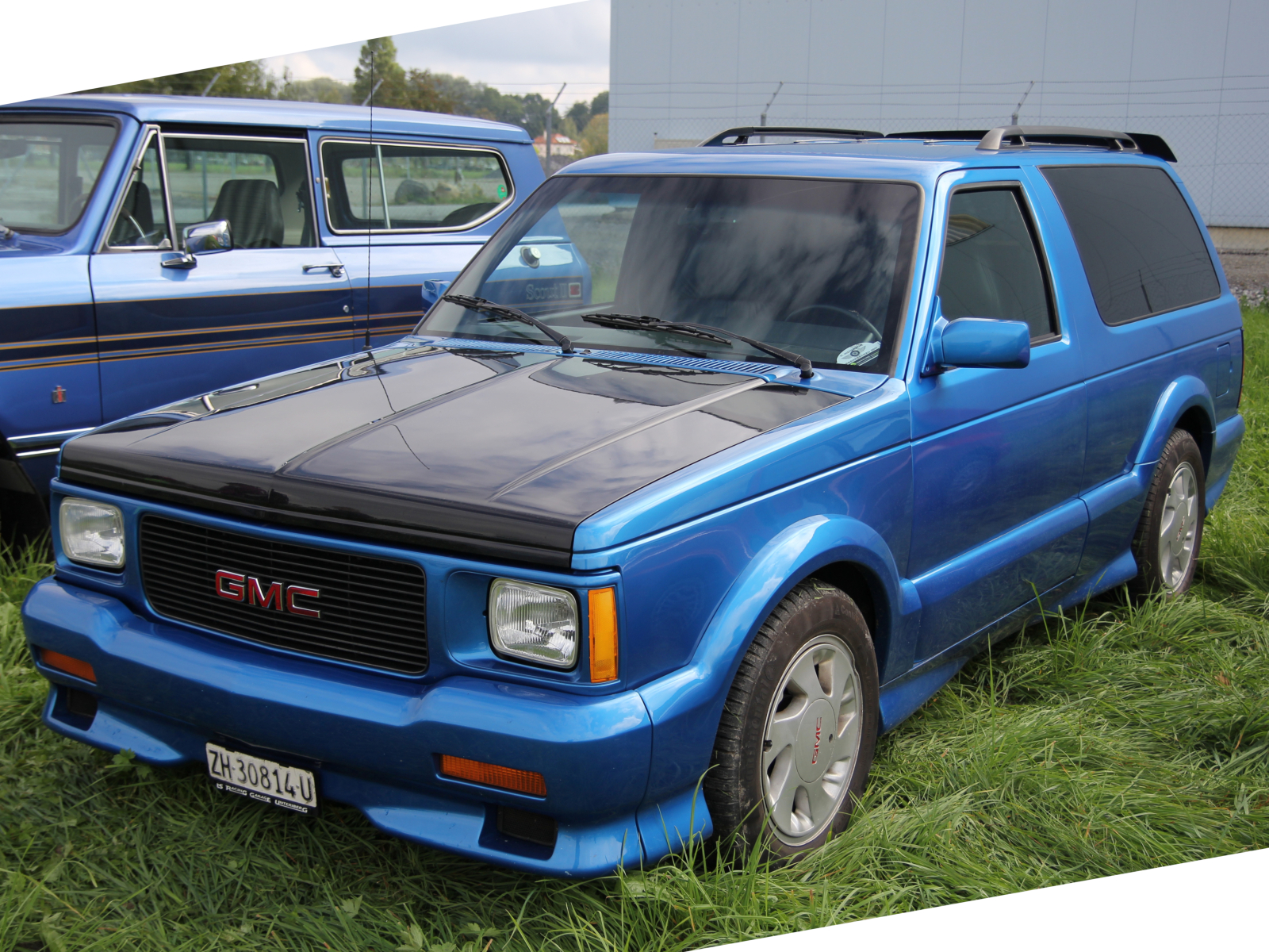 GMC Typhoon