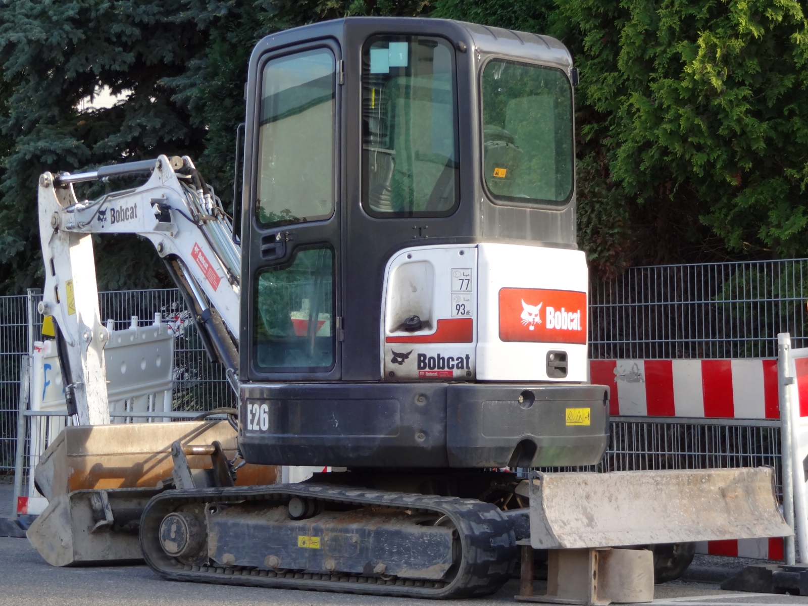 Bobcat E26