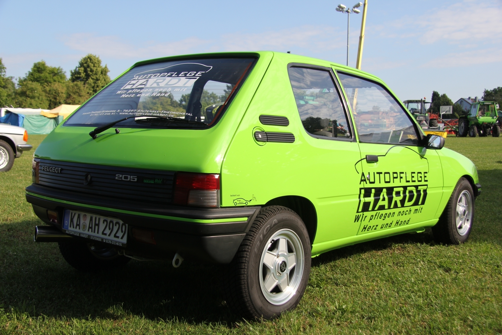 Peugeot 205