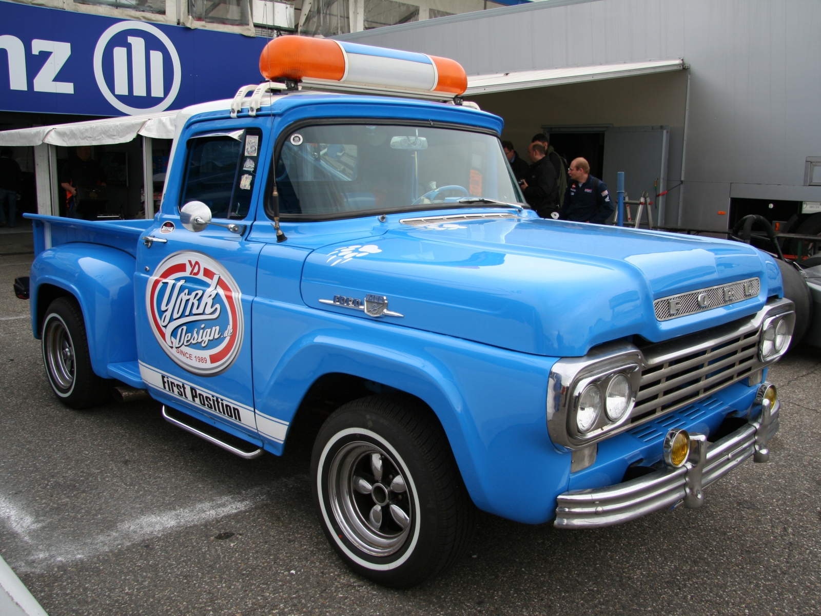 Ford F 100