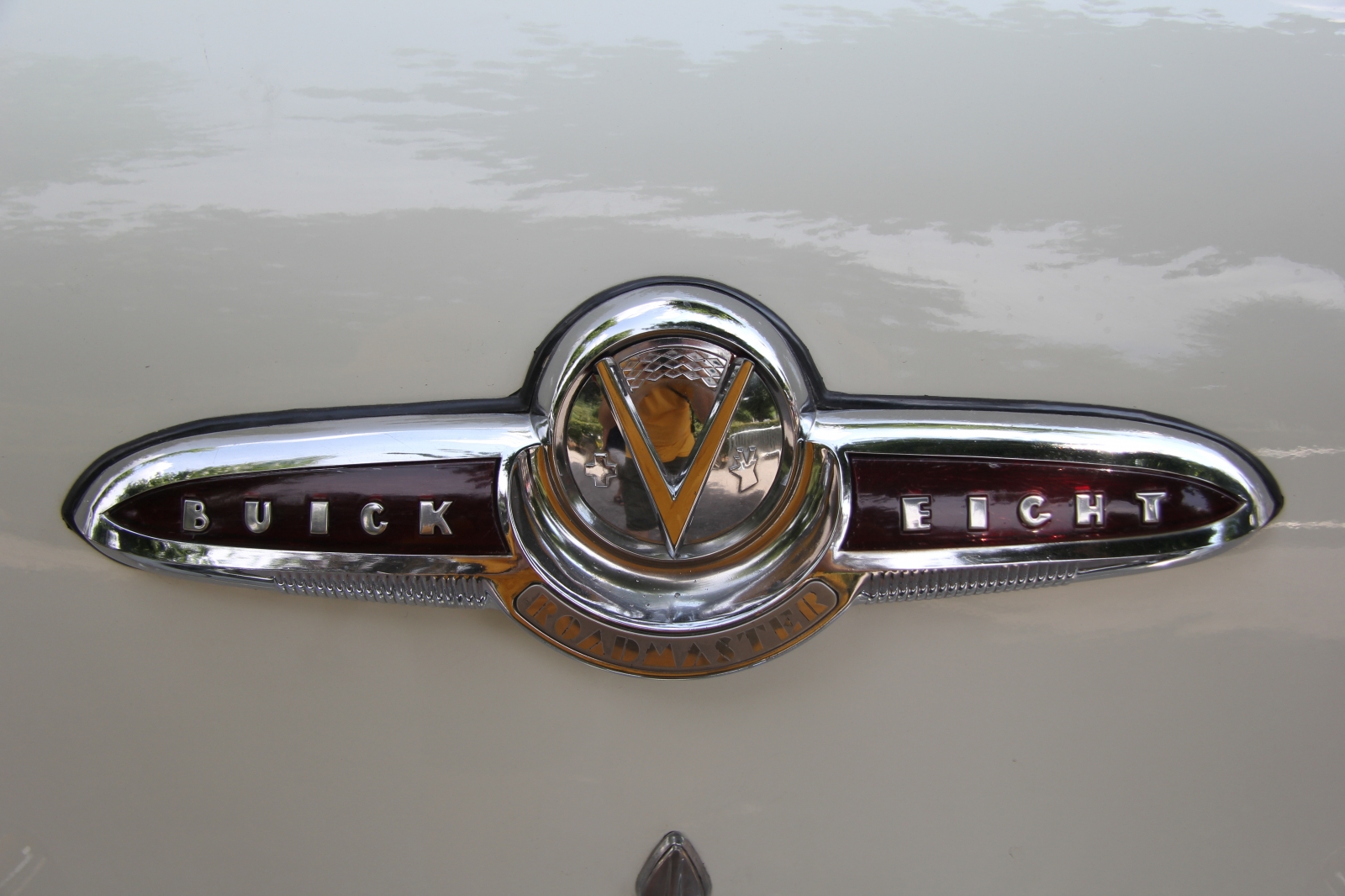 Buick Roadmaster Detail