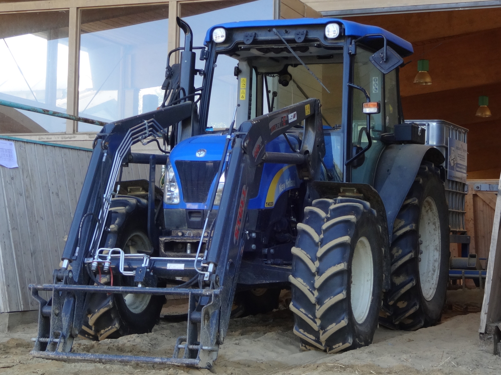 New Holland T 4020