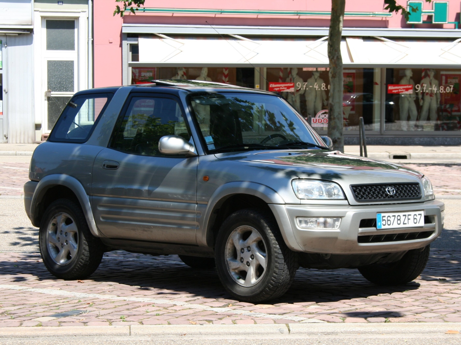 Toyota RAV 4